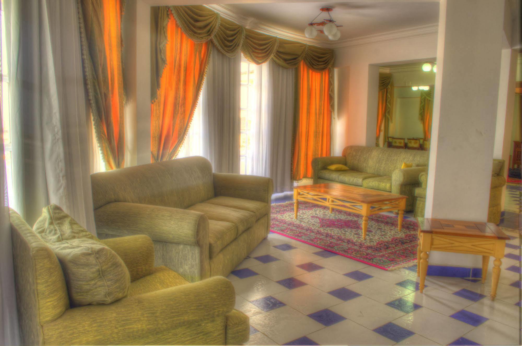 Tolip Inn Resort Fāʼid Bagian luar foto