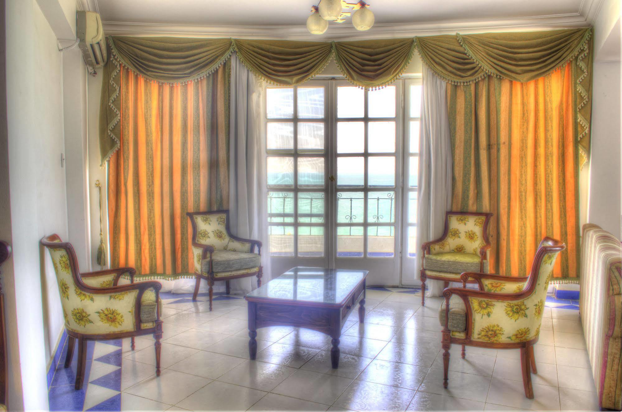 Tolip Inn Resort Fāʼid Bagian luar foto